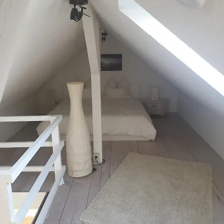 45 M² Maisonette-Wohnung In Uni-/Hauptbahnhofnaehe Duisburg Exterior photo
