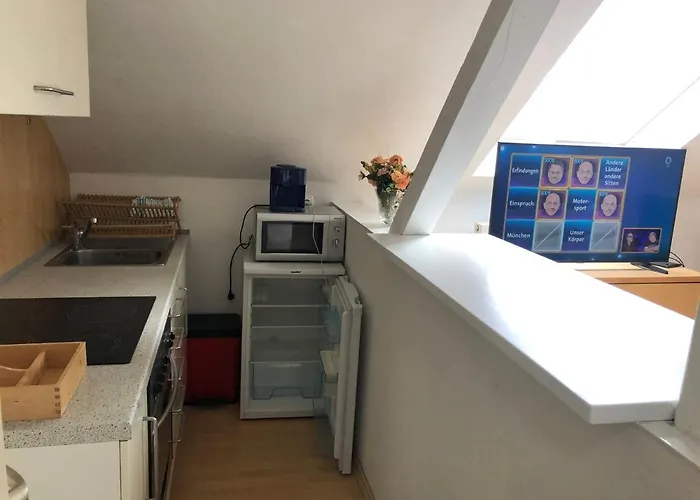45 M² Maisonette-Wohnung In Uni-/Hauptbahnhofnaehe